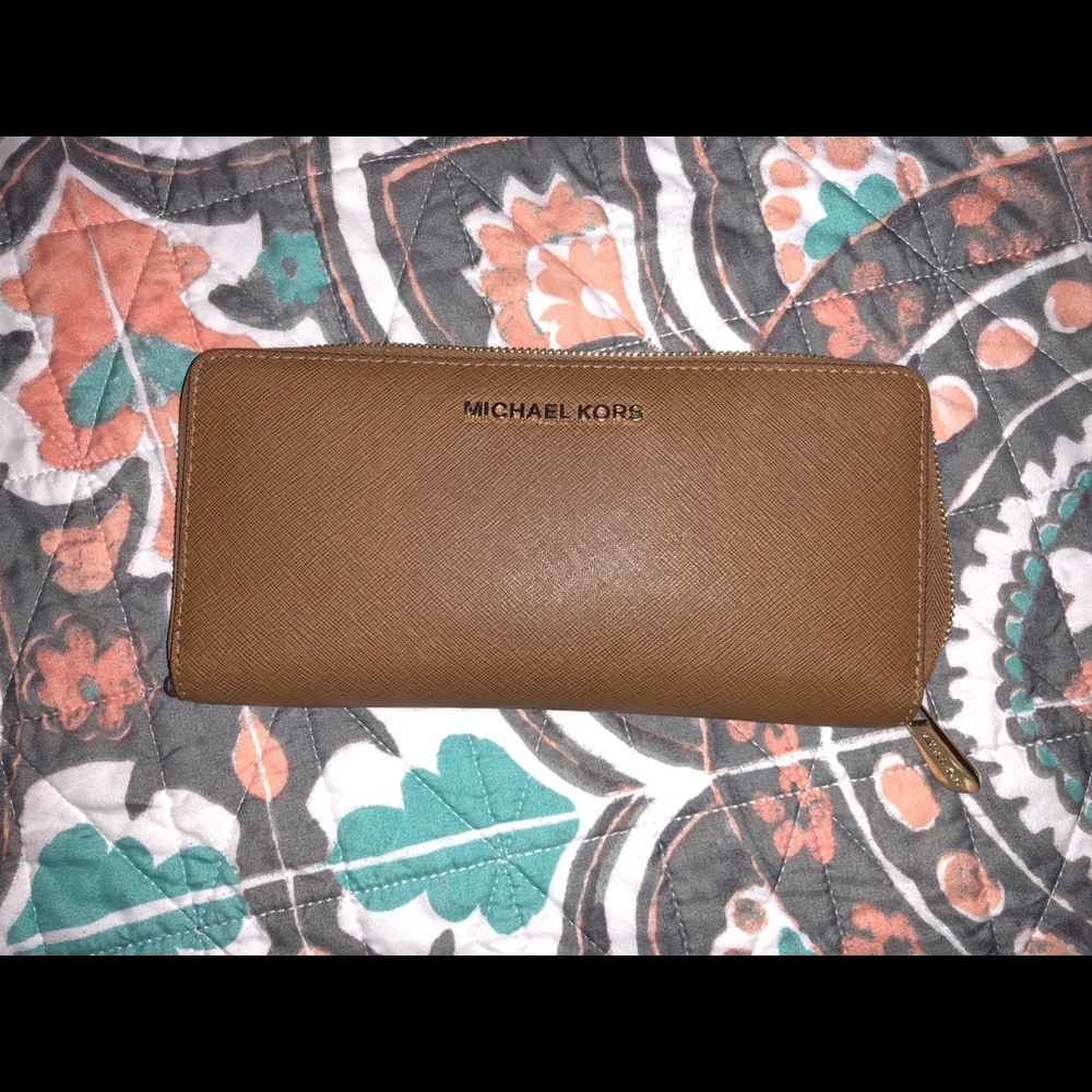 MK wallet/wristlet.